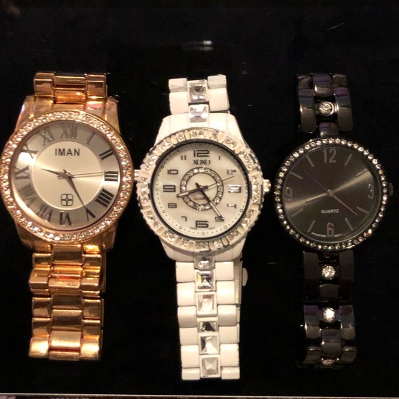 Very stylish watches with bling - Picture 1 of 6